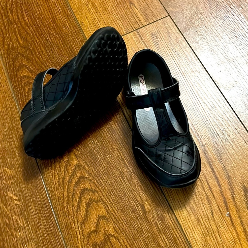 Skechers  memory foam black shoes size 13